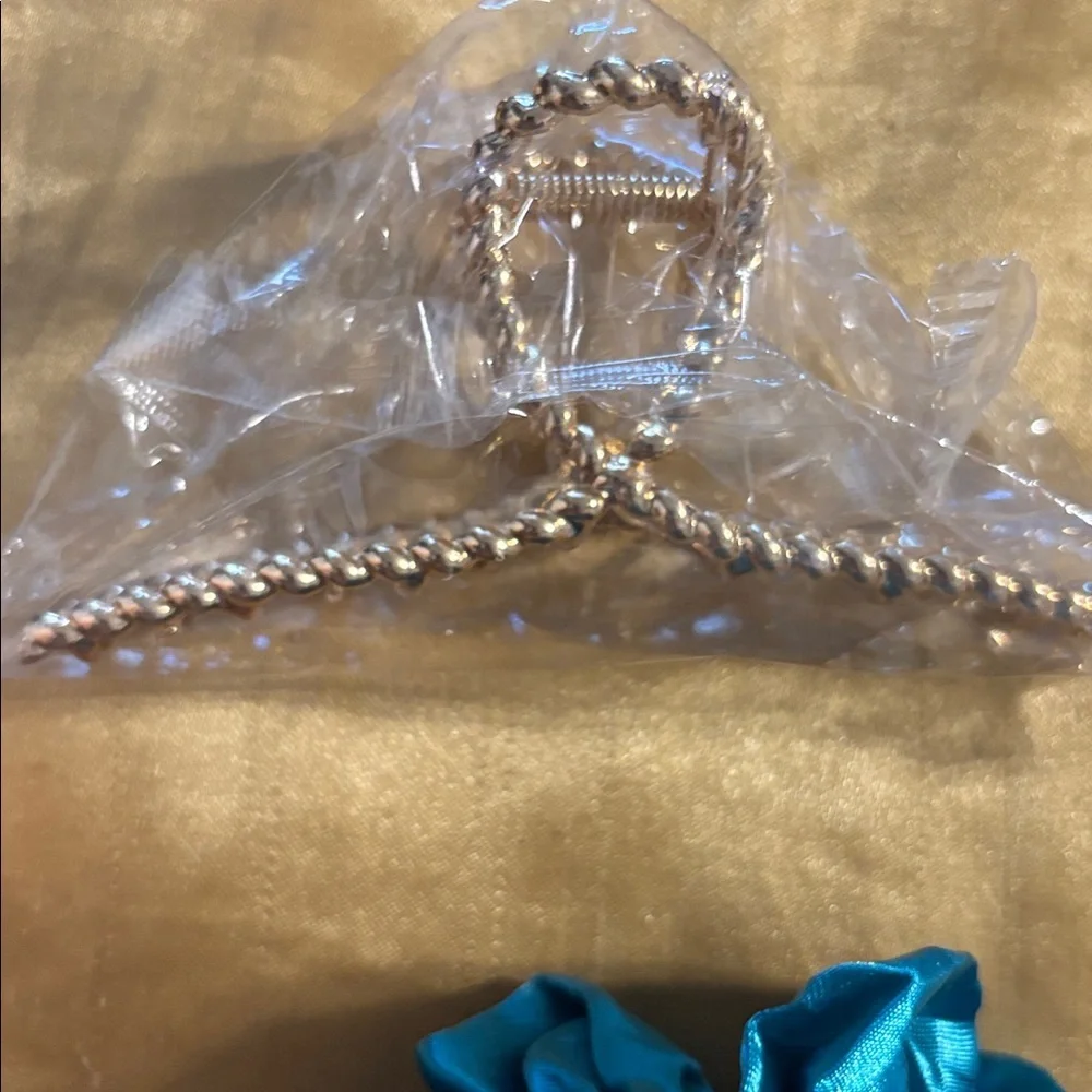 Colorful Hair Accessories 7 piece Set all new